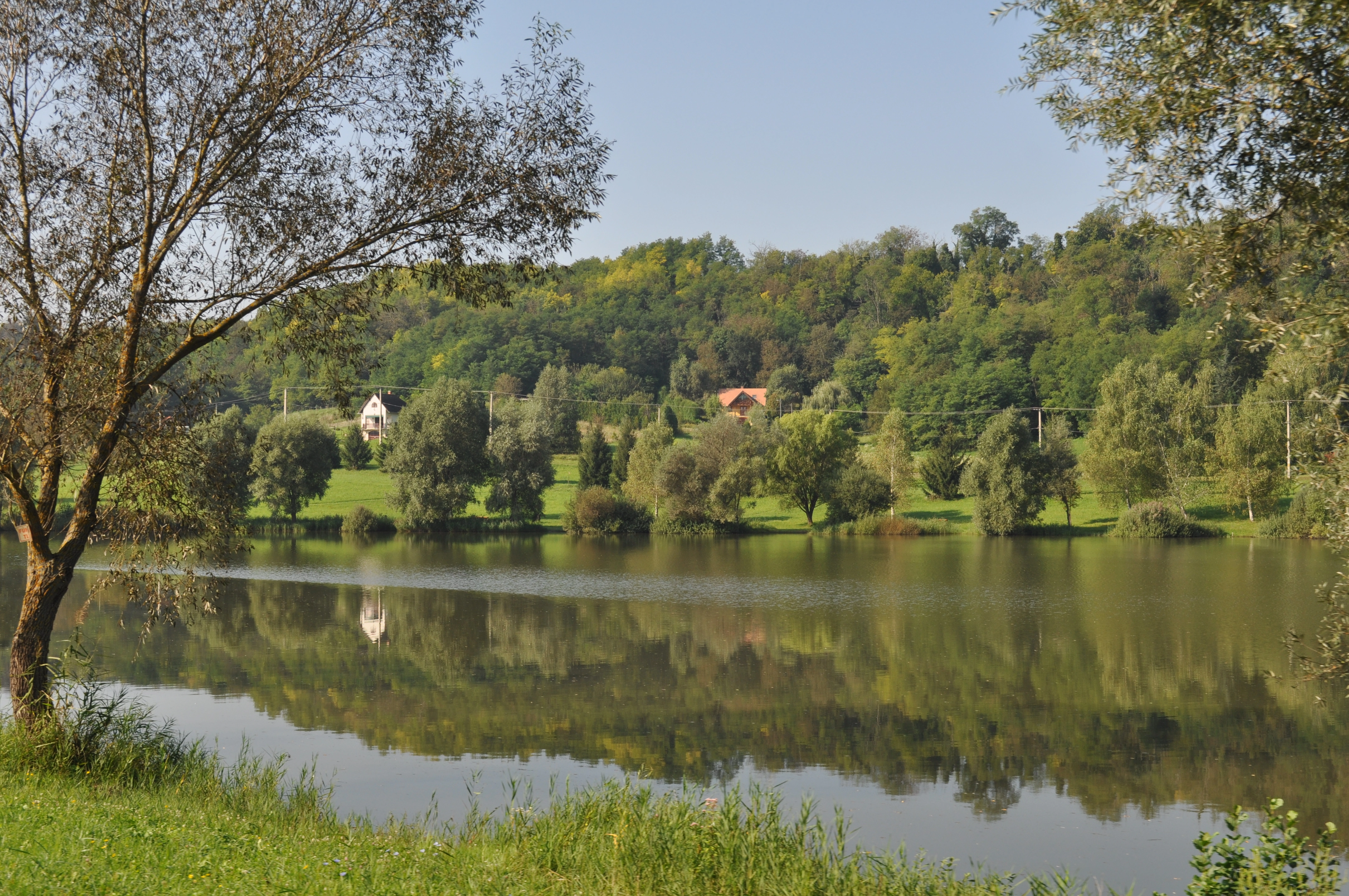 Petörke-völgy, Petörke-tó Bárdudvarnok szolgáltató